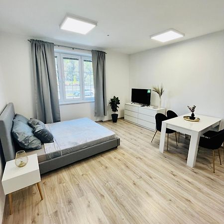 Apartment Riviera Centrum, Private Parking And Smart Check In บันสกาบิสตรีตซา ภายนอก รูปภาพ