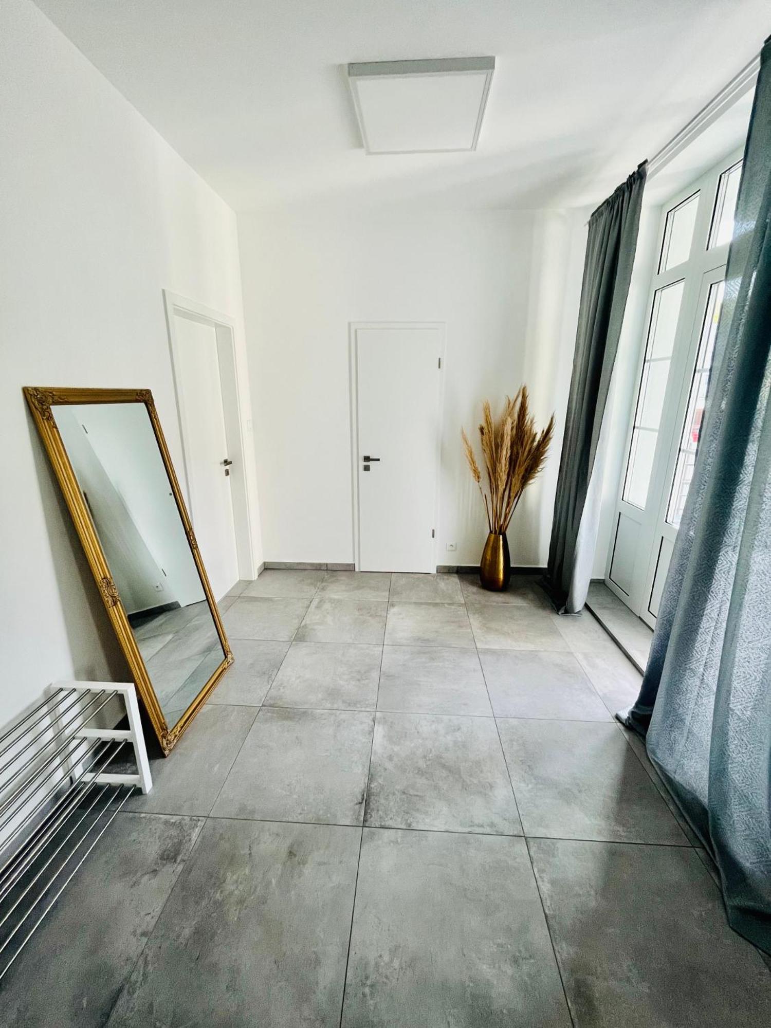 Apartment Riviera Centrum, Private Parking And Smart Check In บันสกาบิสตรีตซา ภายนอก รูปภาพ