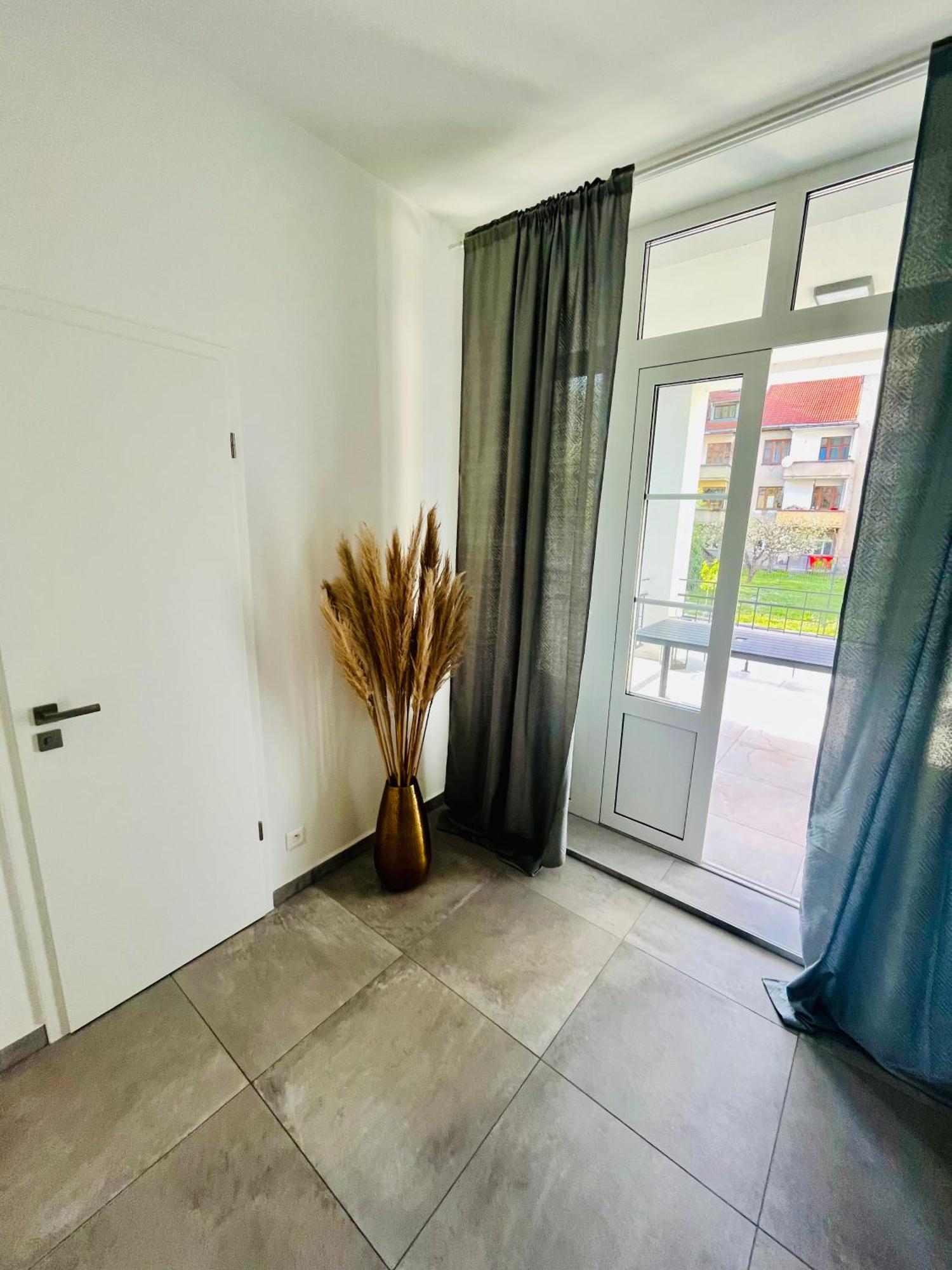Apartment Riviera Centrum, Private Parking And Smart Check In บันสกาบิสตรีตซา ภายนอก รูปภาพ