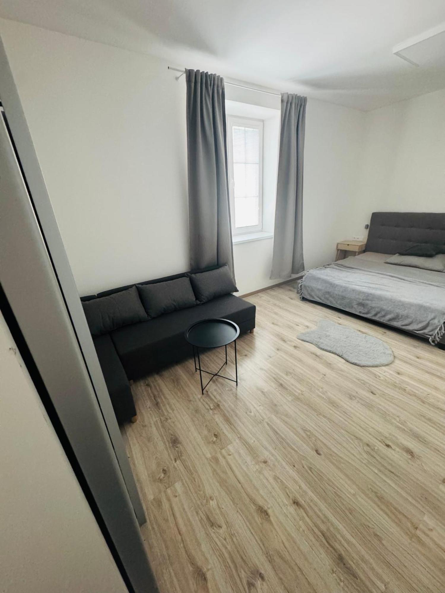 Apartment Riviera Centrum, Private Parking And Smart Check In บันสกาบิสตรีตซา ภายนอก รูปภาพ
